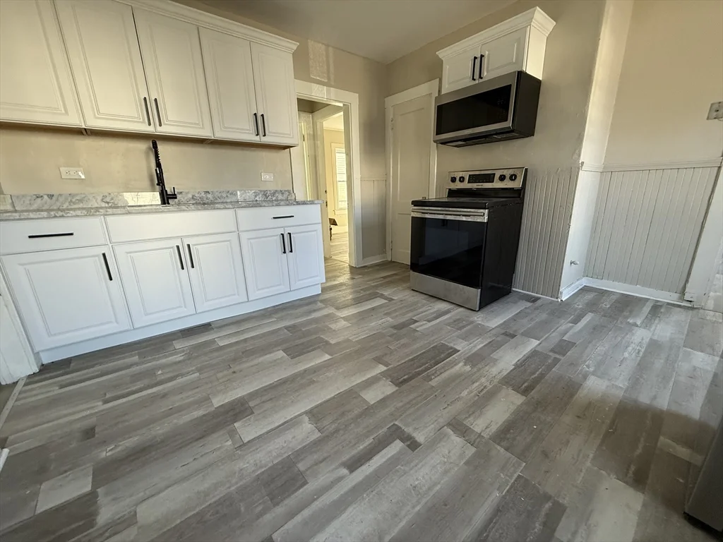 4 bed, 1 bath apartment for rent at 68 Ash St Unit 1, Brockton — photo 9 of 15