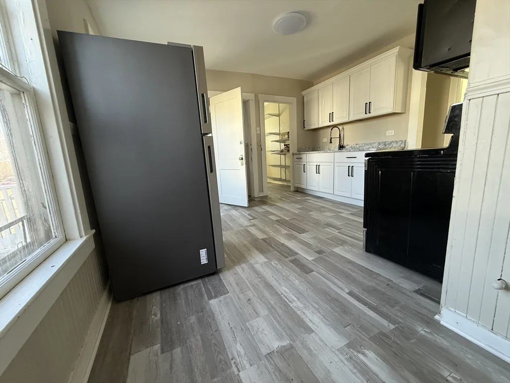 4 bed, 1 bath apartment for rent at 68 Ash St Unit 1, Brockton — photo 8 of 15