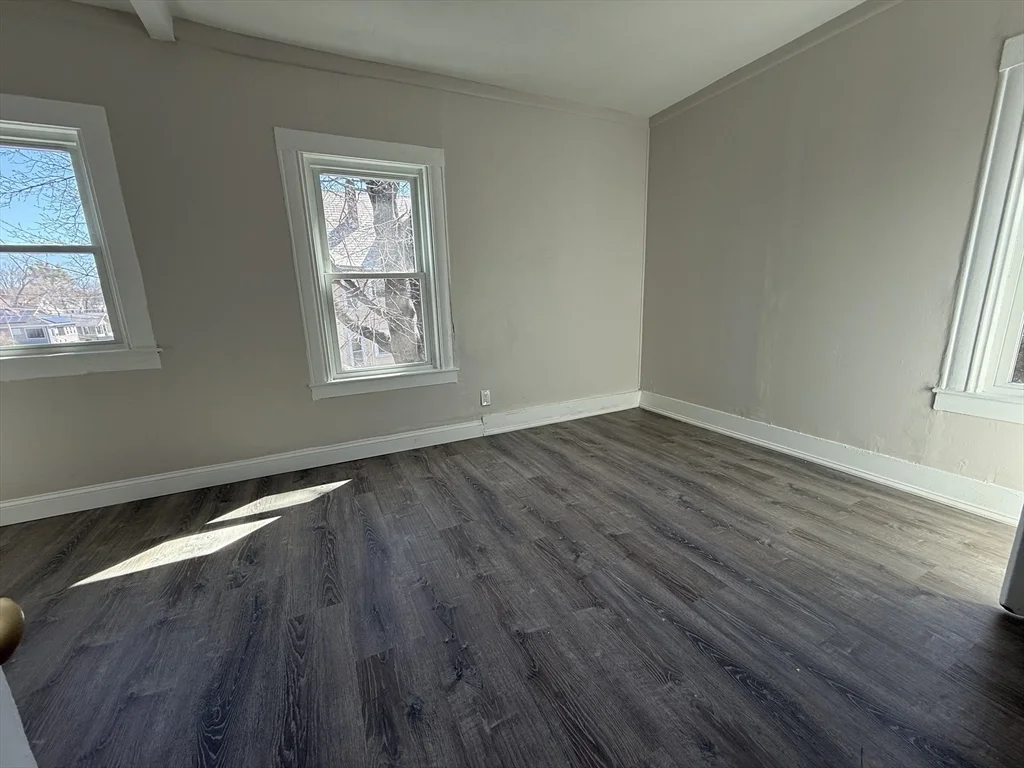 5 bed, 1 bath apartment for rent at 68 Ash St Unit 2, Brockton — photo 8 of 19