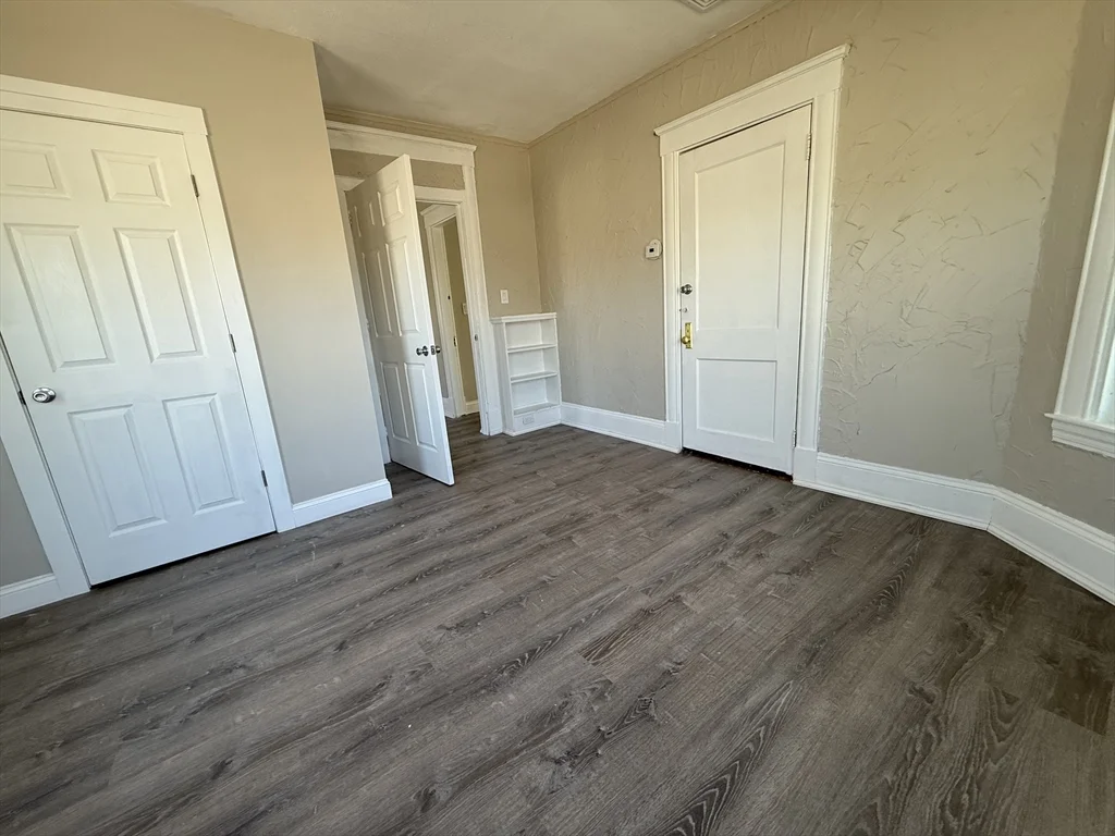 5 bed, 1 bath apartment for rent at 68 Ash St Unit 2, Brockton — photo 15 of 19