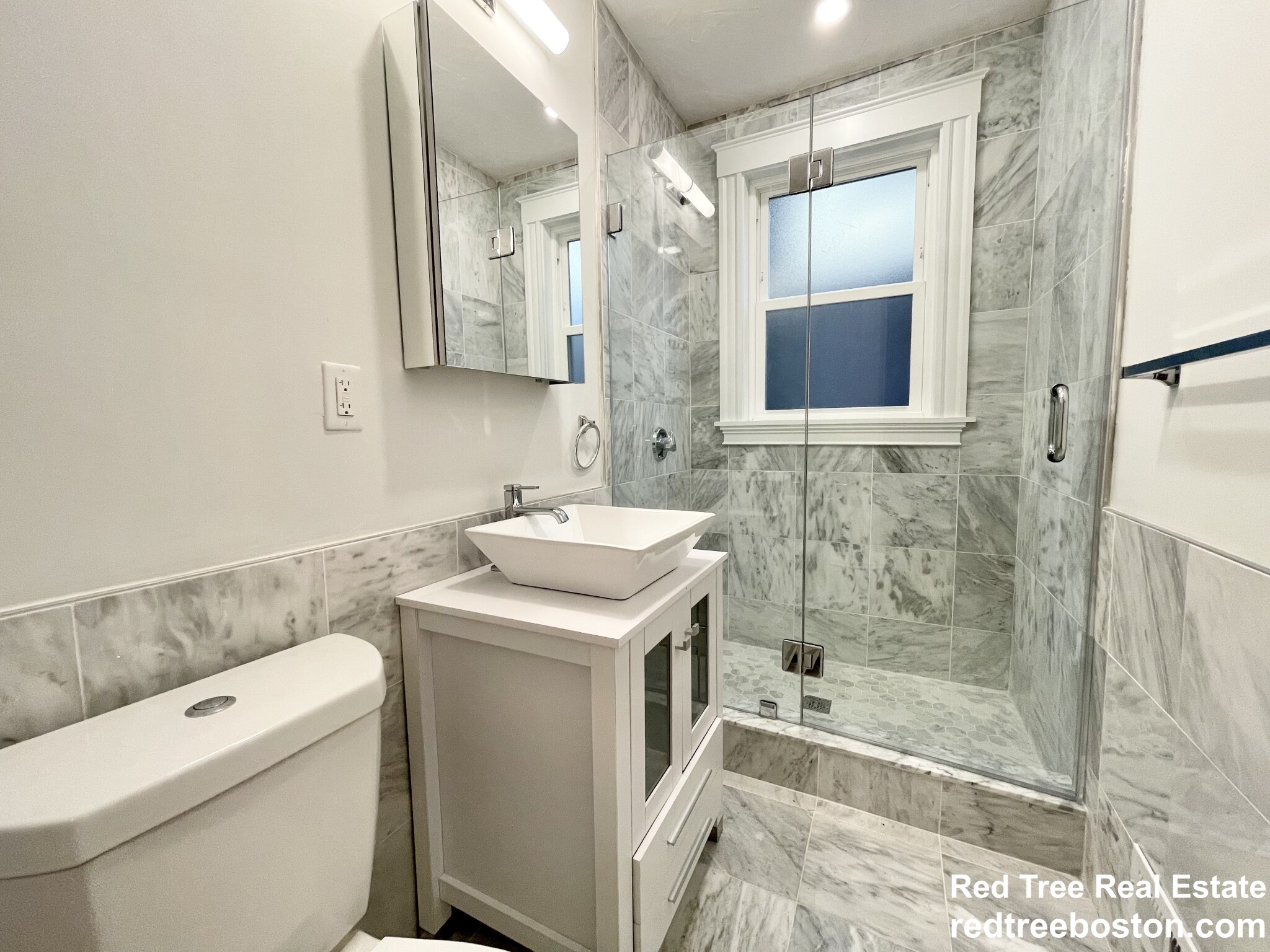 3 bed, 1 bath apartment for rent at 68 Bakersfield St Unit 1, Dorchester — photo 16 of 21