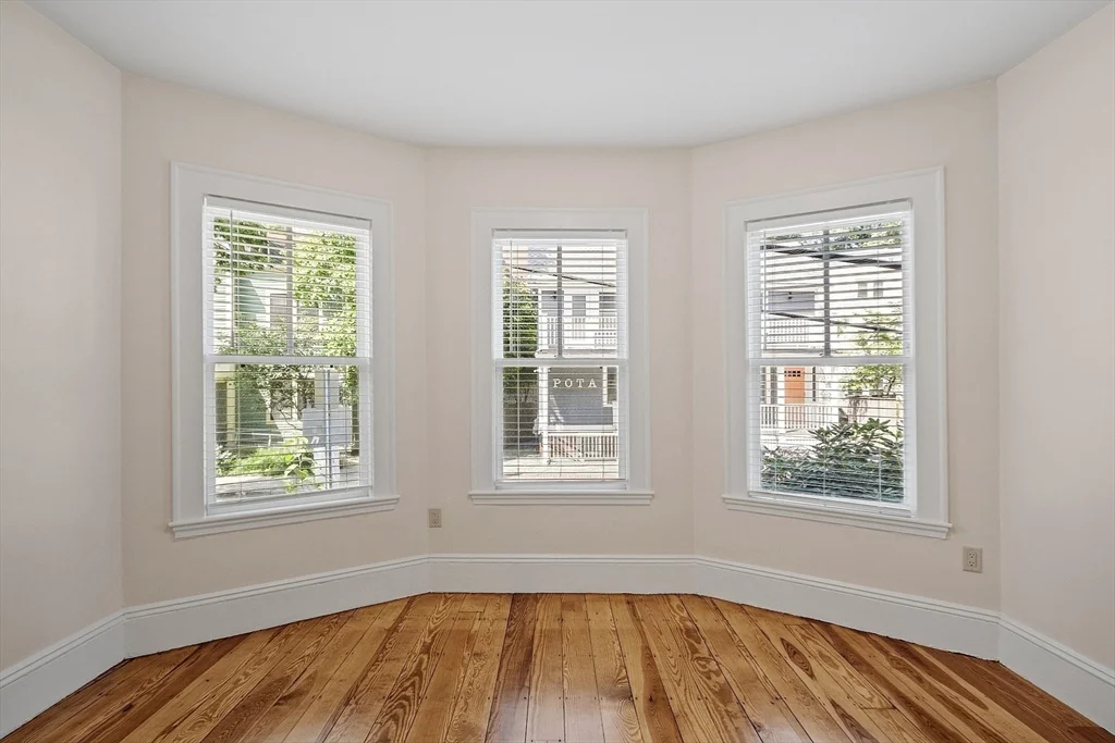 1 bed, 1 bath apartment for rent at 68 Banks St Unit 1A, Cambridge — photo 4 of 16