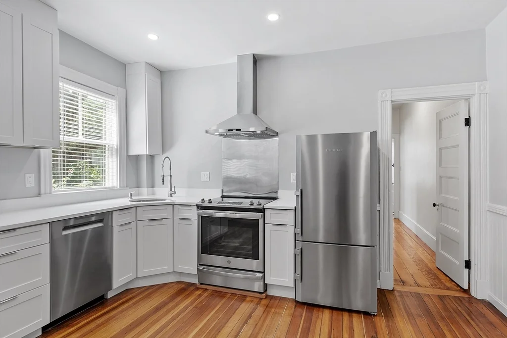 1 bed, 1 bath apartment for rent at 68 Banks St Unit 1A, Cambridge — photo 12 of 16