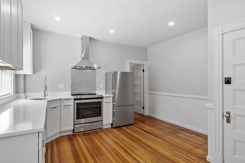 1 bed, 1 bath apartment for rent at 68 Banks St Unit 1A, Cambridge — photo 13 of 16