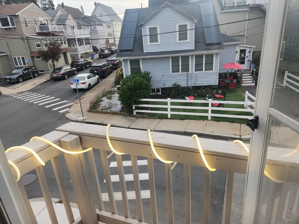 1 bed, 1 bath apartment for rent at 68 Beach Rd Unit 2, Winthrop Beach — photo 2 of 4