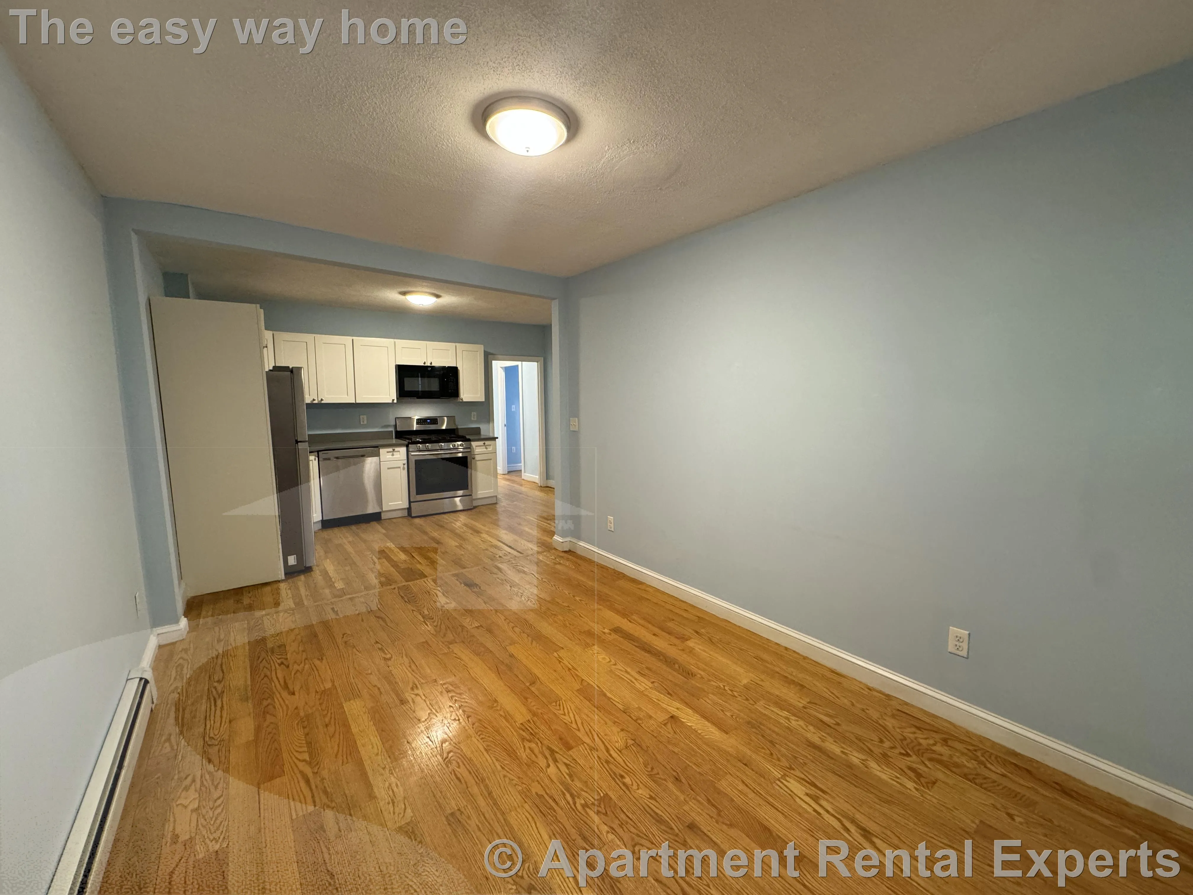 3 bed, 2 bath apartment for rent at 68 Beacon St Unit 2, Ward Two — photo 3 of 11