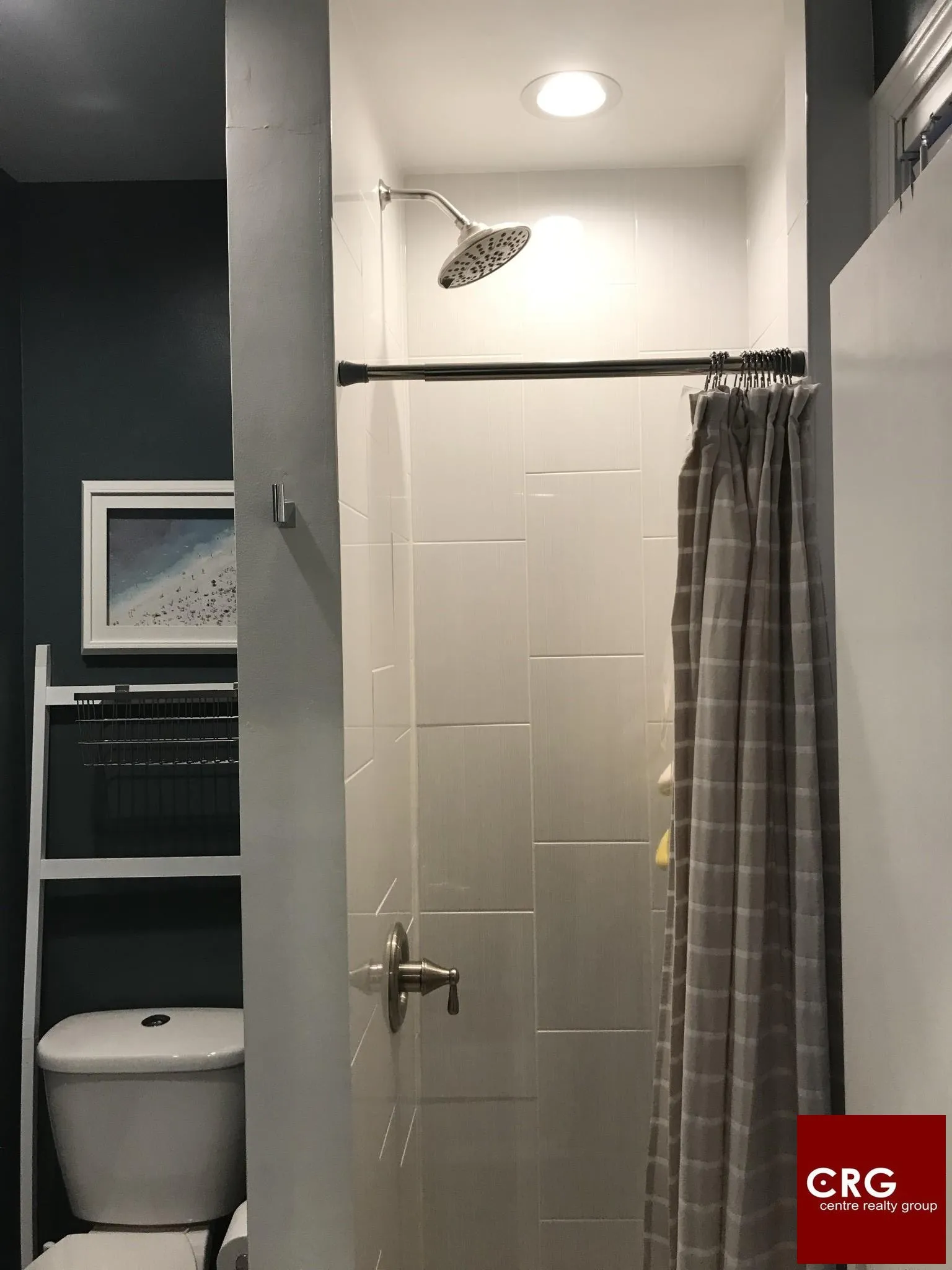 3 bed, 2 bath apartment for rent at 68 Bellingham Ave Unit 2, Revere — photo 6 of 9