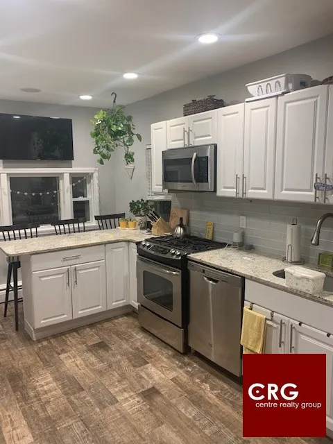 3 bed, 2 bath apartment for rent at 68 Bellingham Ave Unit 2, Revere — photo 1 of 9