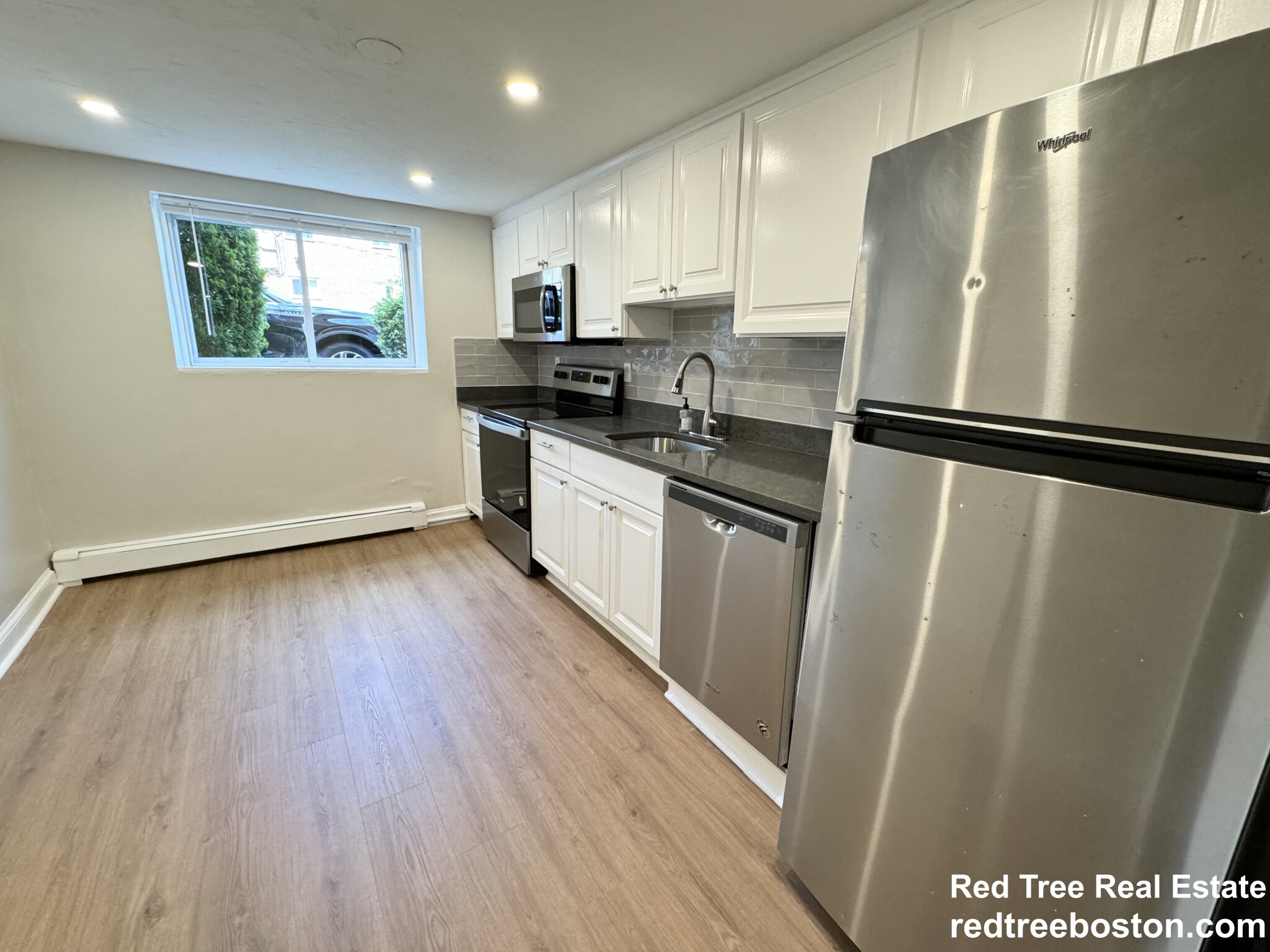 1 bed, 1 bath apartment for rent at 68 Bryon Rd Unit 2, West Roxbury — photo 4 of 14