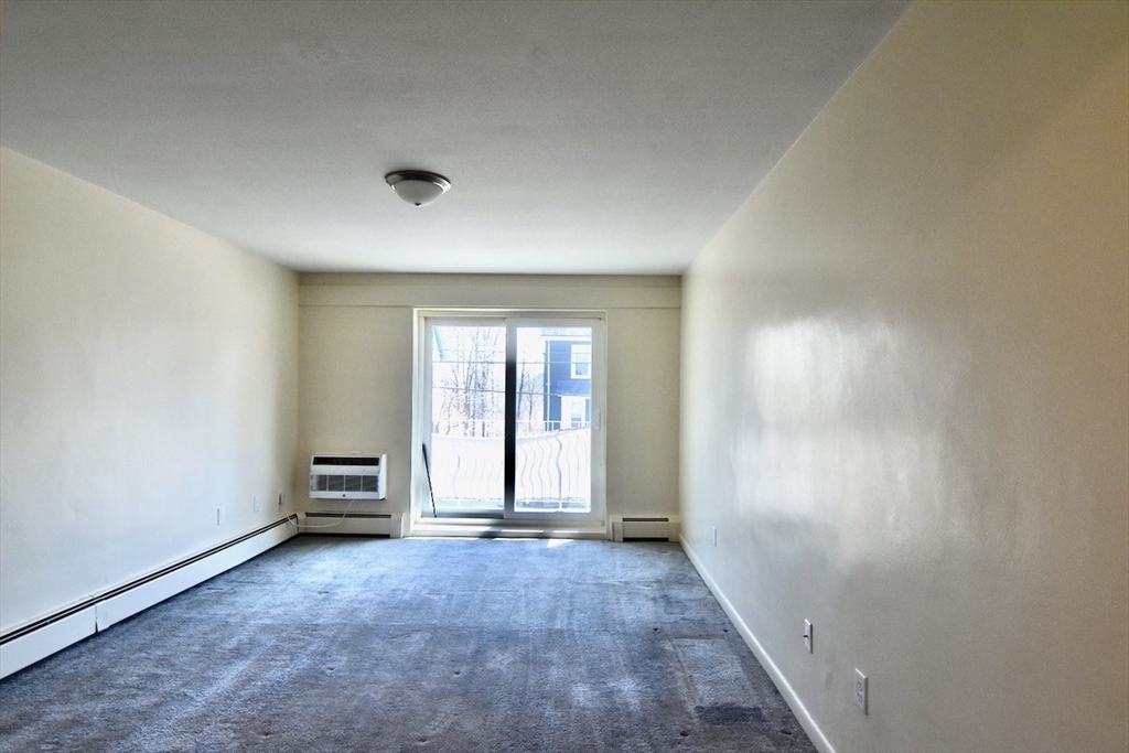 1 bed, 1 bath apartment for rent at 68 Butler St Unit B8, Dorchester — photo 3 of 16