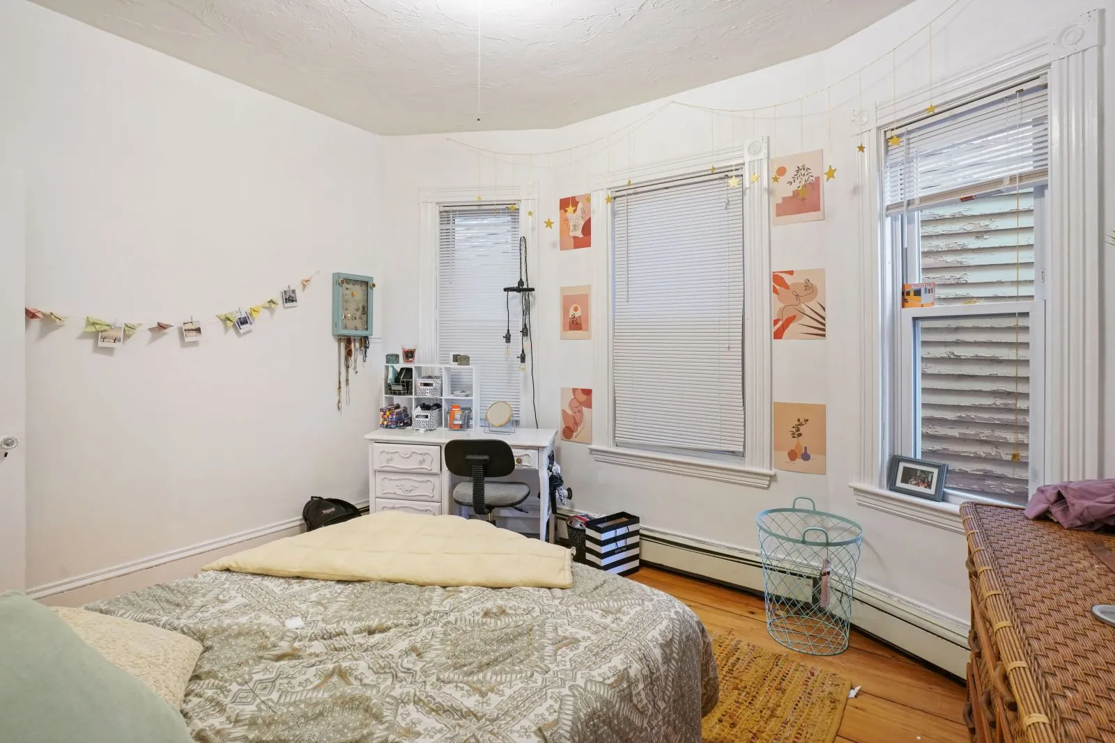 3 bed, 1 bath apartment for rent at 68 Calumet St Unit 1, Mission Hill — photo 12 of 37