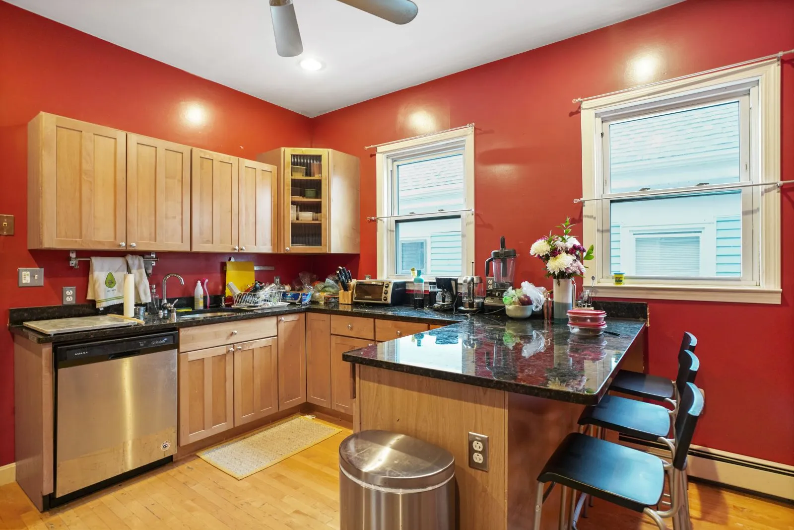 3 bed, 1 bath apartment for rent at 68 Calumet St Unit 1, Mission Hill