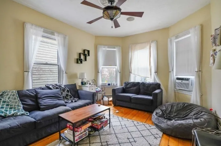 4 bed, 1 bath apartment for rent at 68 Calumet St Unit 3, Mission Hill — photo 2 of 9