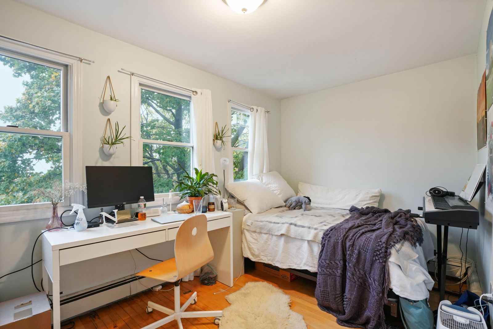4 bed, 1 bath apartment for rent at 68 Calumet St Unit 4, Mission Hill — photo 23 of 41