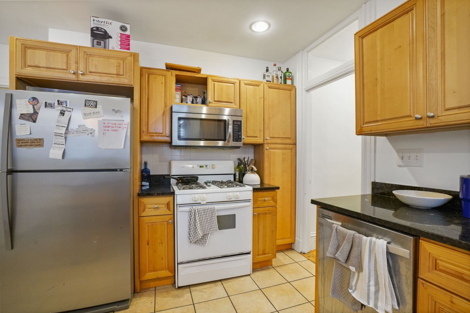 4 bed, 1 bath apartment for rent at 68 Calumet St Unit 5, Mission Hill — photo 27 of 41