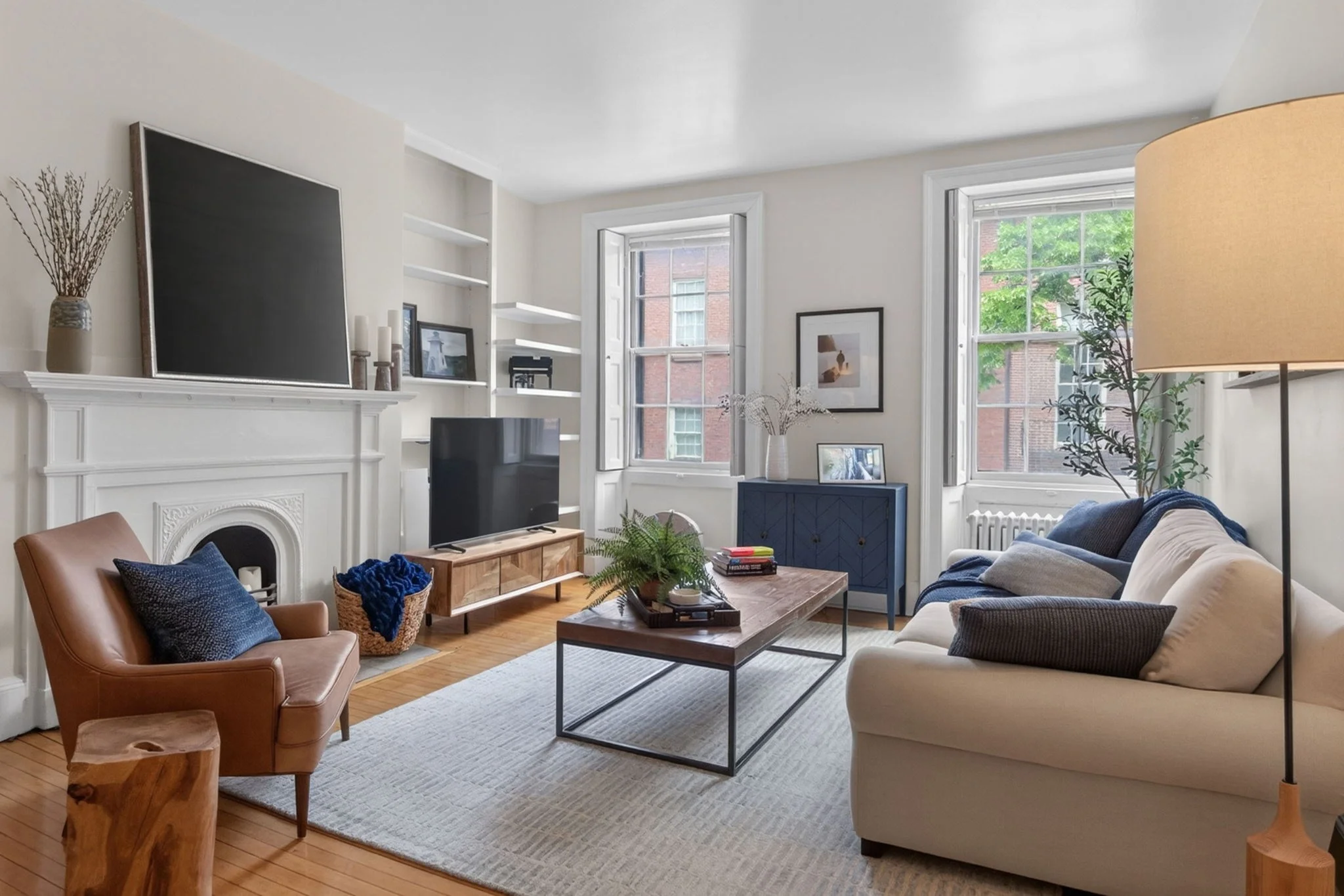 2 bed, 1 bath apartment for rent at 68 Chestnut St Unit 2, Beacon Hill