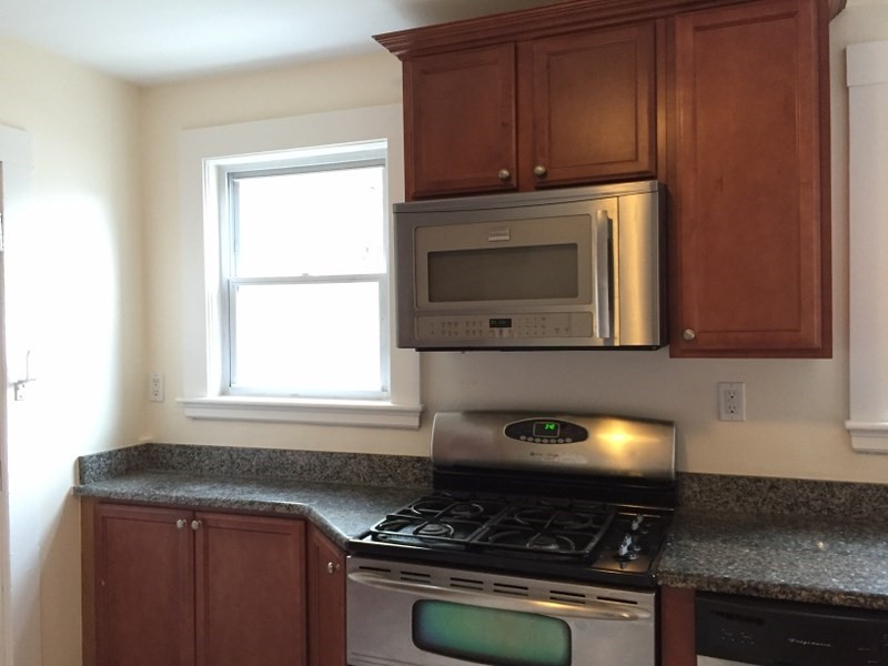 2 bed, 1 bath apartment for rent at 68 Colborne Rd Unit 68, Brighton — photo 16 of 19