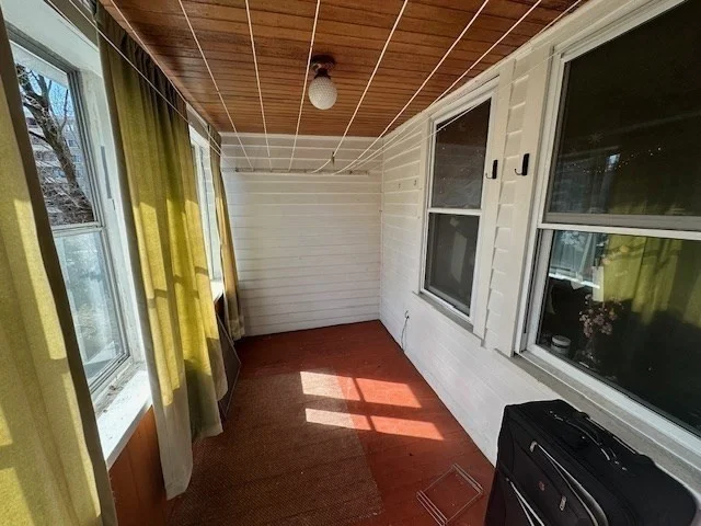 3 bed, 1 bath apartment for rent at 68 Conz St Unit 2, Northampton — photo 8 of 11
