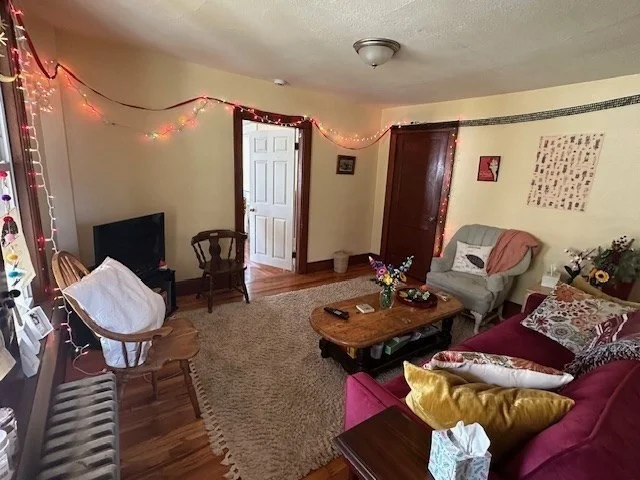 3 bed, 1 bath apartment for rent at 68 Conz St Unit 2, Northampton — photo 2 of 11