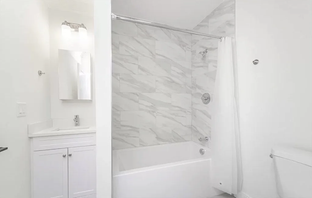 3 bed, 2 bath apartment for rent at 68 Day St Unit 1, Jamaica Plain — photo 7 of 10