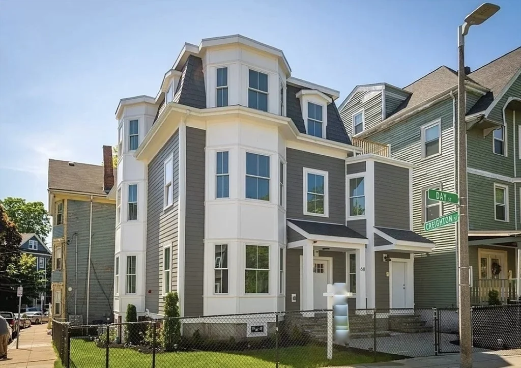 3 bed, 2 bath apartment for rent at 68 Day St Unit 1, Jamaica Plain — photo 9 of 10