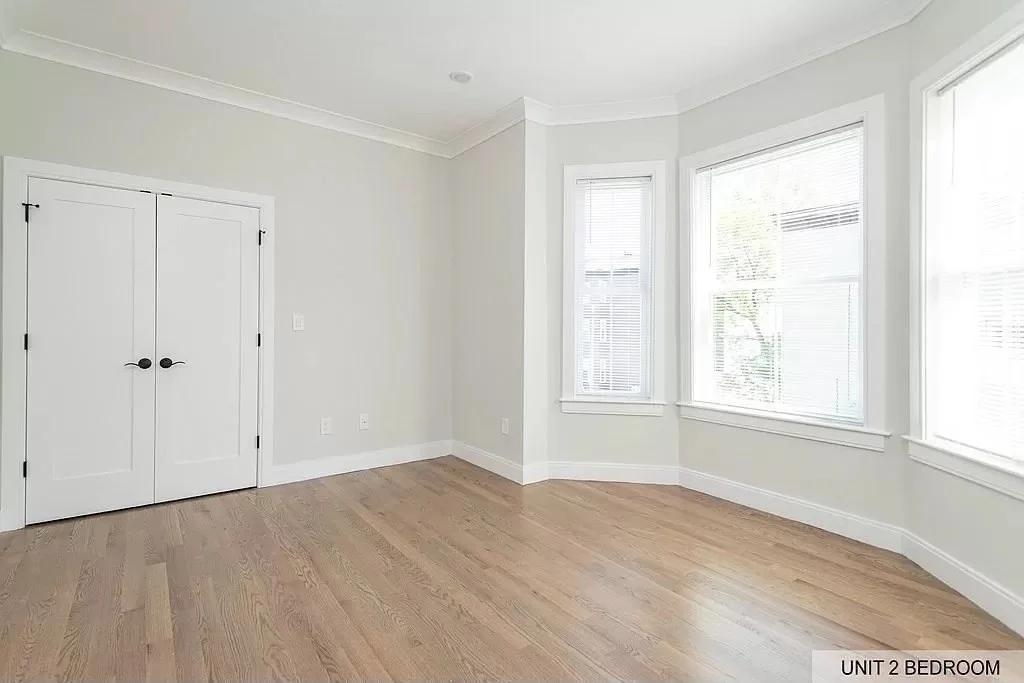 3 bed, 2 bath apartment for rent at 68 Day St Unit 2, Jamaica Plain — photo 5 of 7