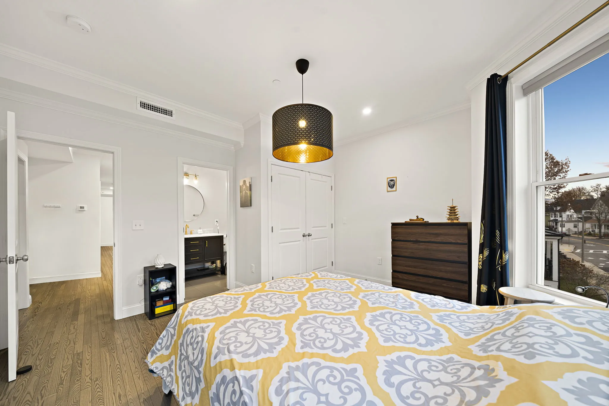 3 bed, 2 bath apartment for rent at 68 Edson St Unit 2, Dorchester — photo 12 of 31