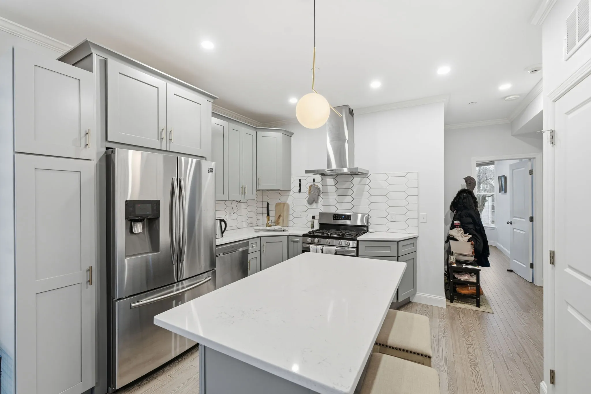 3 bed, 2 bath apartment for rent at 68 Edson St Unit 2, Dorchester — photo 7 of 31