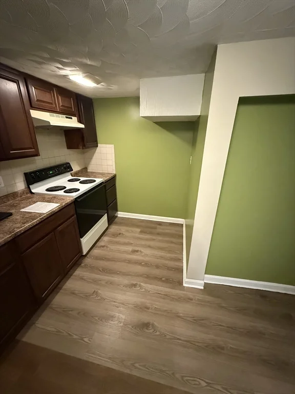 3 bed, 1 bath apartment for rent at 68 Elliot St Unit 68, Brockton — photo 2 of 13
