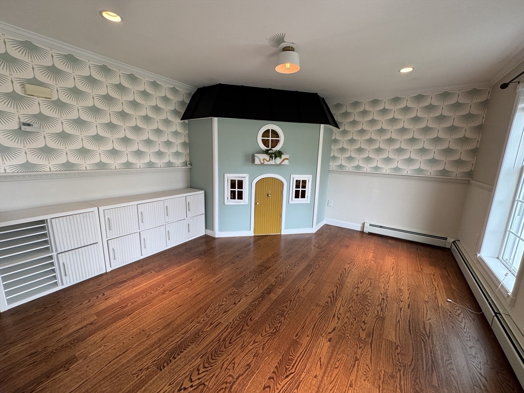 4 bed, 3 bath apartment for rent at 68 Elm St, Woburn — photo 37 of 41