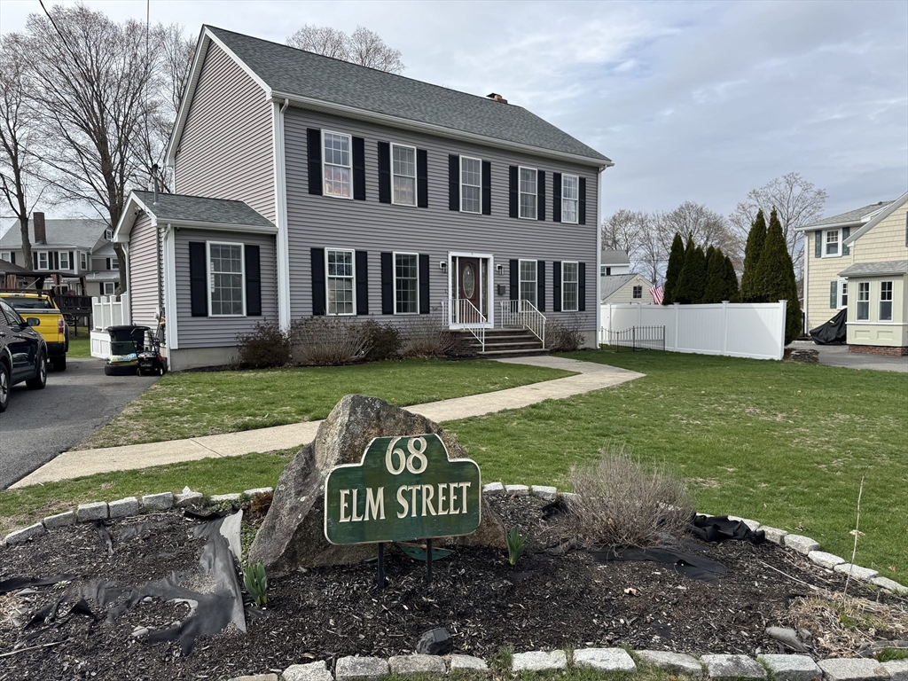 4 bed, 3 bath apartment for rent at 68 Elm St, Woburn — photo 2 of 41