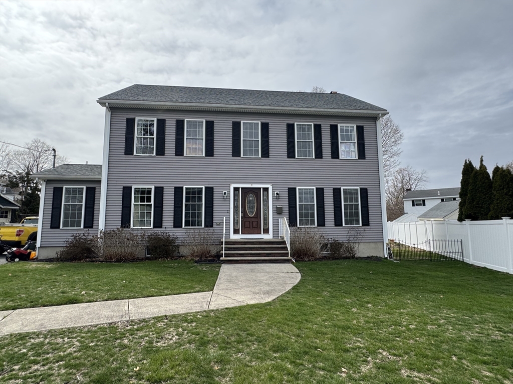 4 bed, 3 bath apartment for rent at 68 Elm St, Woburn — photo 1 of 41