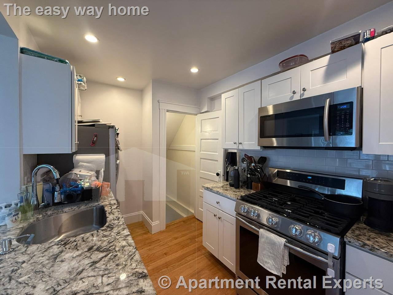 3 bed, 2 bath apartment for rent at 68 Fairmont St, North Cambridge — photo 11 of 24