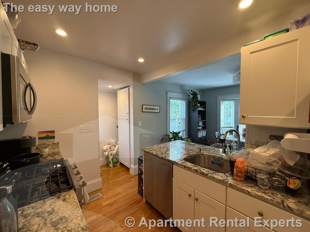 3 bed, 2 bath apartment for rent at 68 Fairmont St, North Cambridge — photo 8 of 24