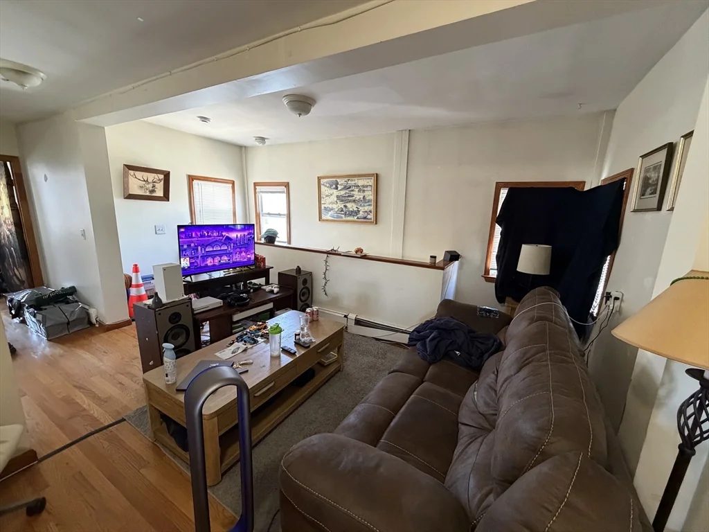 3 bed, 1 bath apartment for rent at 68 Gore St Unit 3, East Cambridge — photo 3 of 14