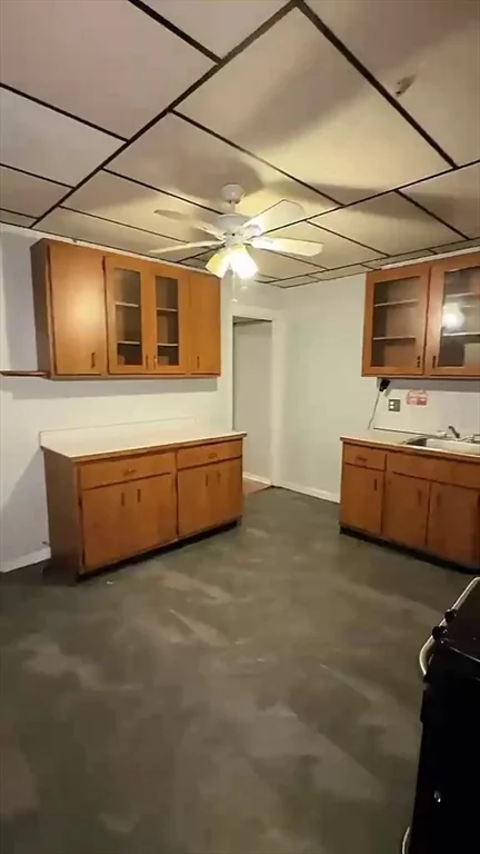4 bed, 1 bath apartment for rent at 68 Grove St Unit 1, Stoughton — photo 3 of 9