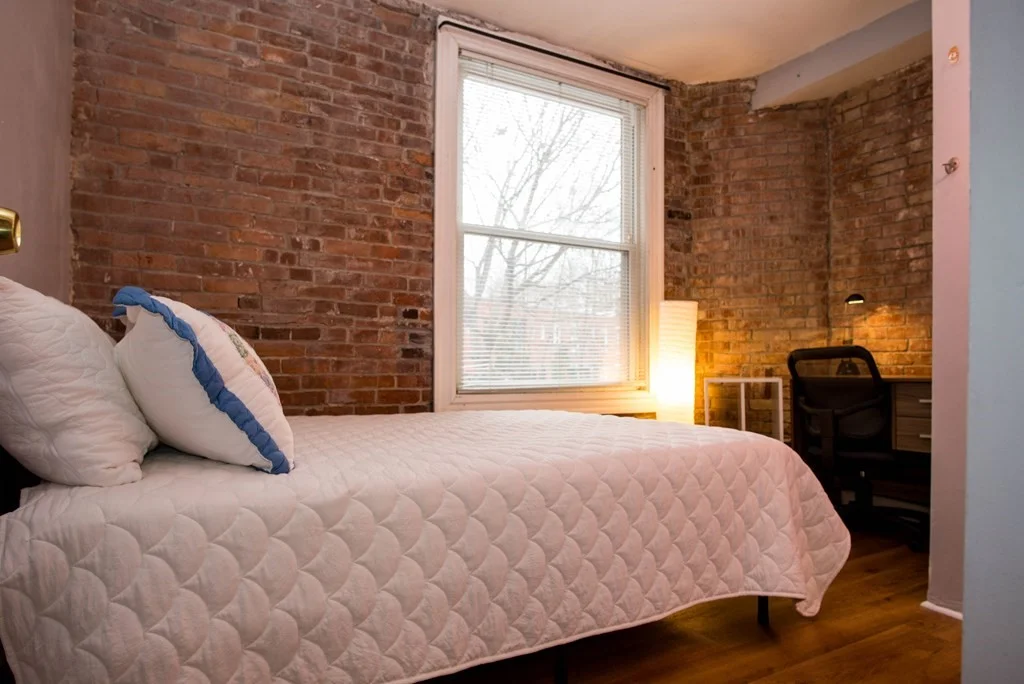 4 bed, 1.5 bath apartment for rent at 68 Hammond St, South End — photo 14 of 17