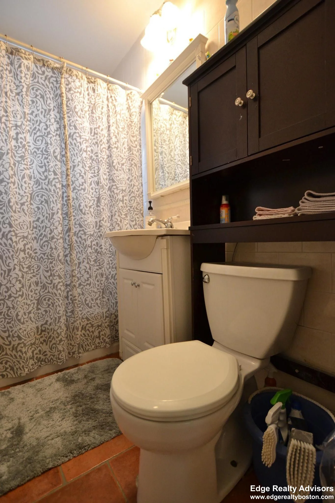 3 bed, 1 bath apartment for rent at 68 Hobart St Unit 1, Brighton — photo 8 of 10
