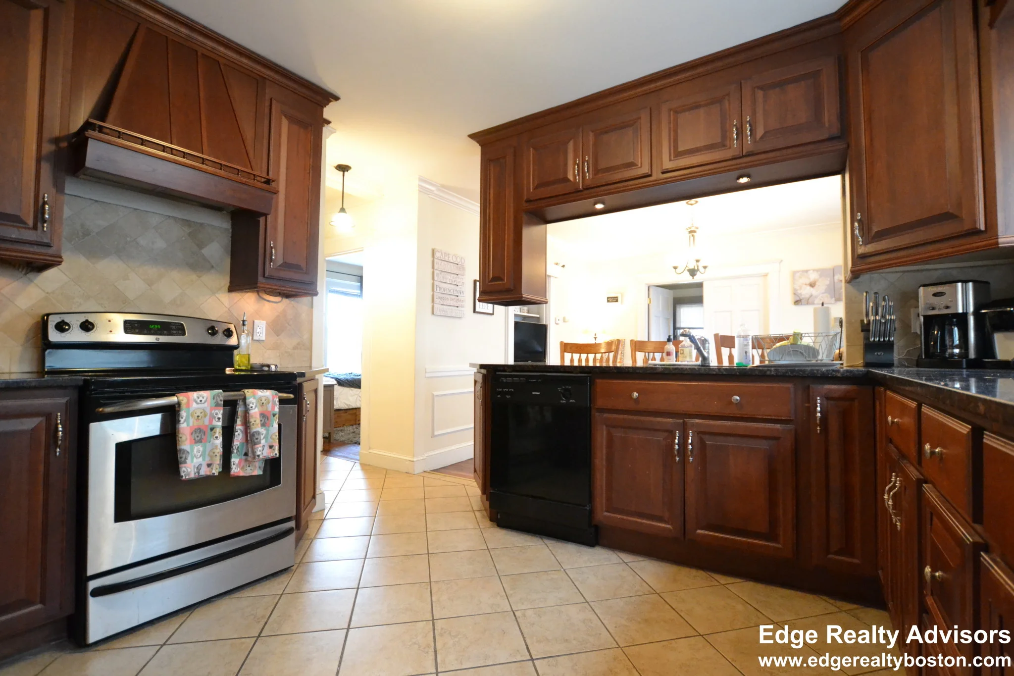 3 bed, 1 bath apartment for rent at 68 Hobart St Unit 1, Brighton