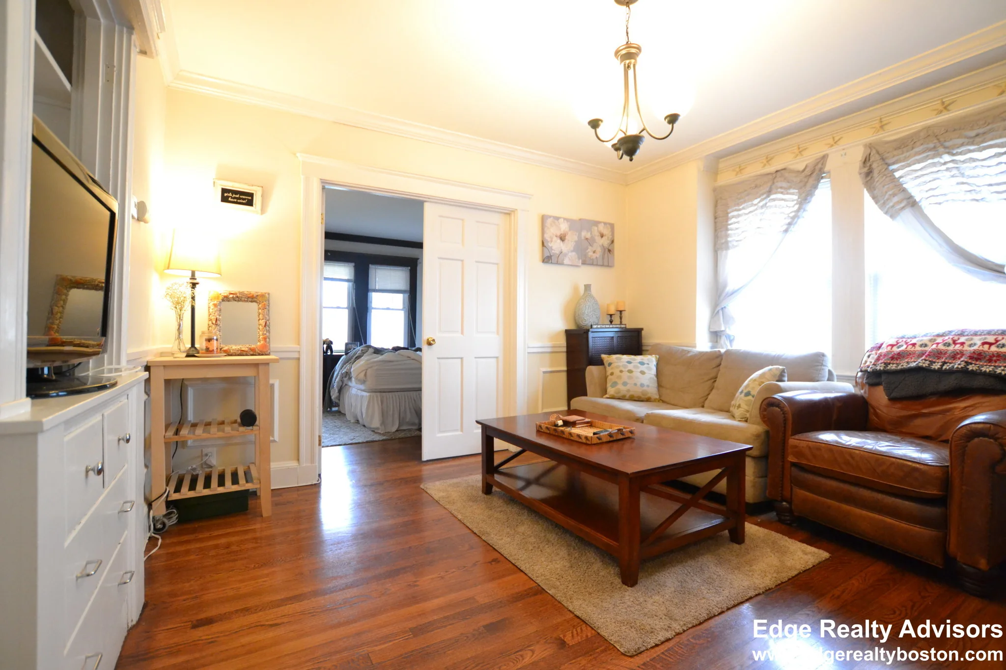 3 bed, 1 bath apartment for rent at 68 Hobart St Unit 1, Brighton — photo 6 of 10