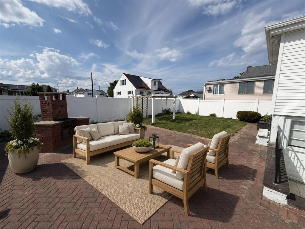 3 bed, 2 bath apartment for rent at 68 Keayne St, Beachmont — photo 11 of 12