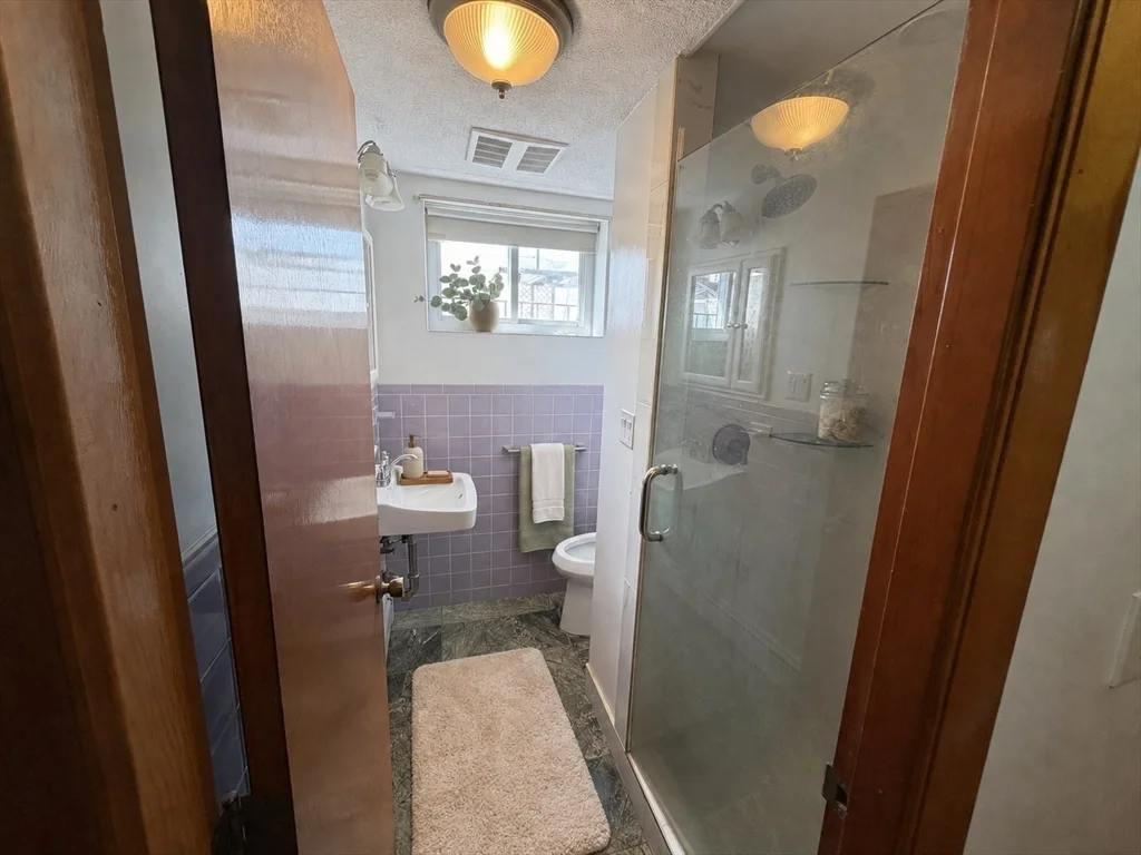 3 bed, 2 bath apartment for rent at 68 Keayne St, Beachmont — photo 10 of 12