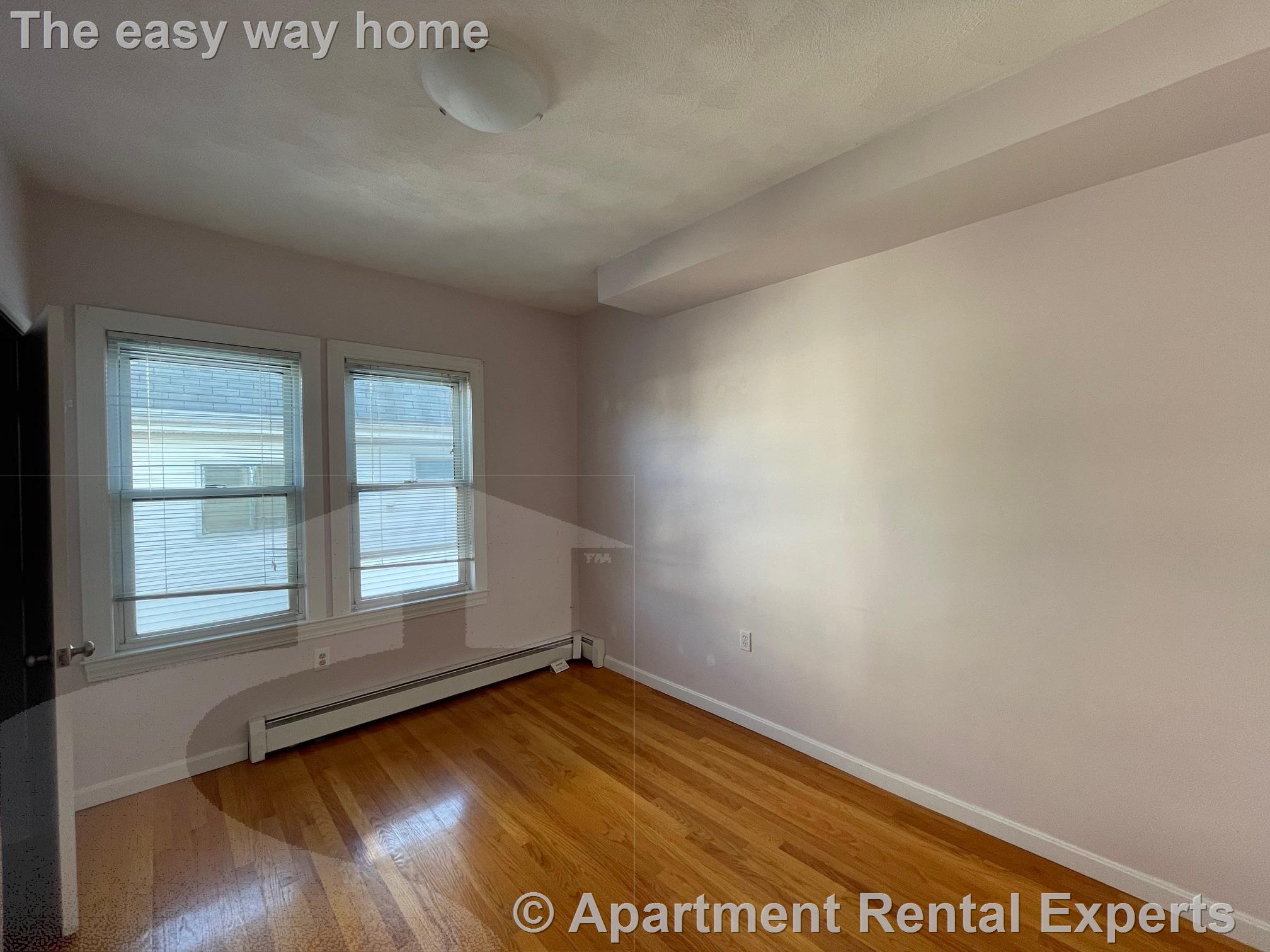 3 bed, 1 bath apartment for rent at 68 Kenmere Rd, Medford Square — photo 16 of 19