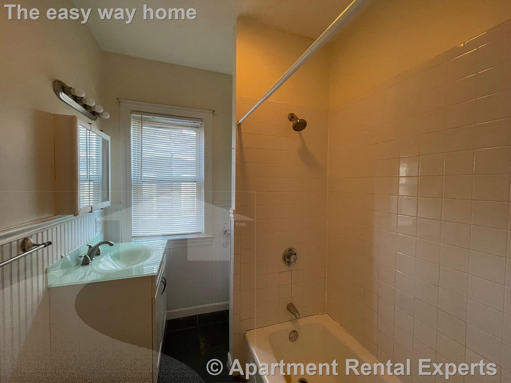 3 bed, 1 bath apartment for rent at 68 Kenmere Rd, Medford Square — photo 8 of 19