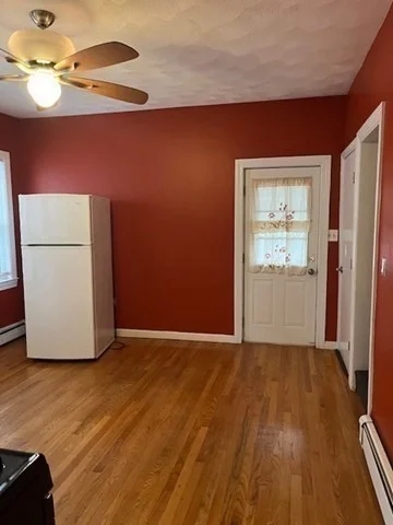 3 bed, 1 bath apartment for rent at 68 Kenmere Rd Unit 1, Glenwood — photo 7 of 13