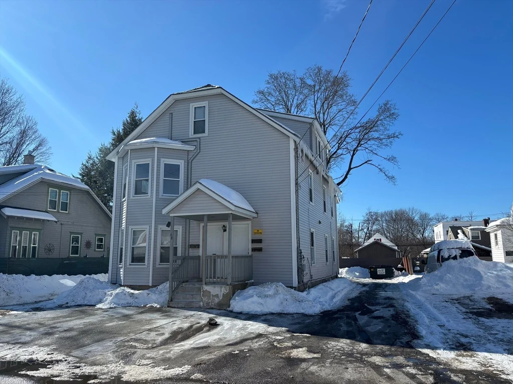 3 bed, 1 bath apartment for rent at 68 Laurel St Unit 2, Athol — photo 4 of 22