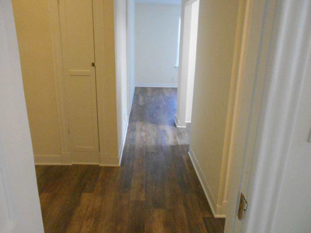 1 bed, 1 bath apartment for rent at 68 Linden Unit 24, Everett — photo 4 of 7