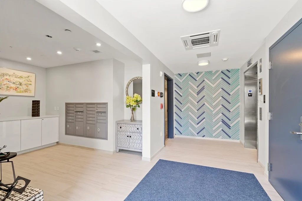3 bed, 2 bath apartment for rent at 68 Los Angeles St Unit PH1, Nonantum — photo 9 of 12