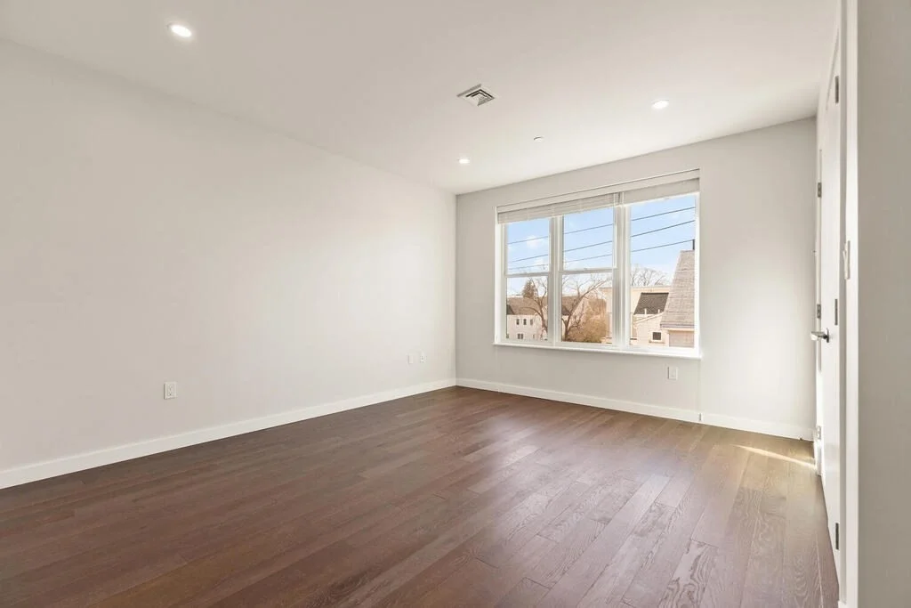 3 bed, 2 bath apartment for rent at 68 Los Angeles St Unit PH1A, Nonantum — photo 8 of 11