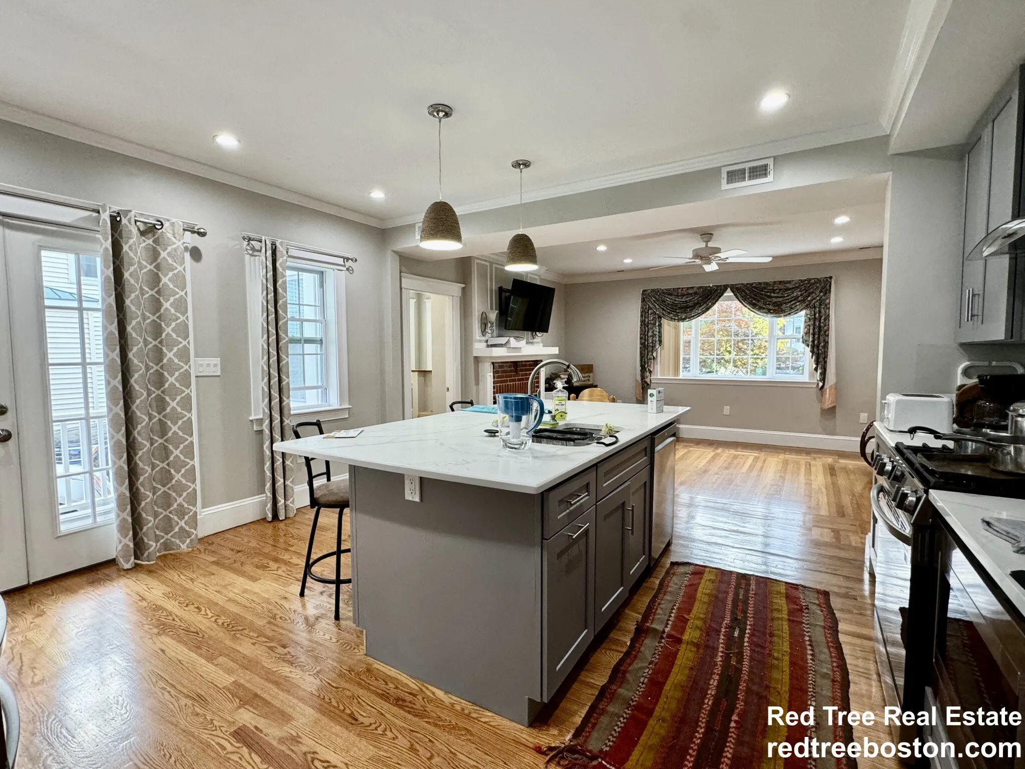 4 bed, 3 bath apartment for rent at 68 Manet Rd Unit 1, Chestnut Hill — photo 3 of 36